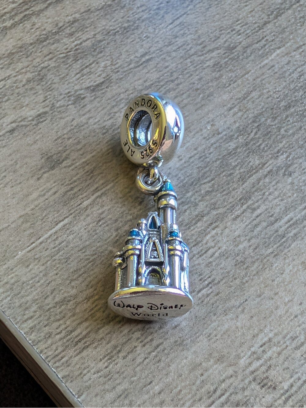 Pandora walt disney world charm